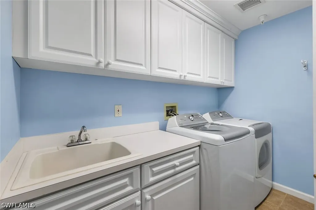 8440 Abbington Circle Naples FL 34108