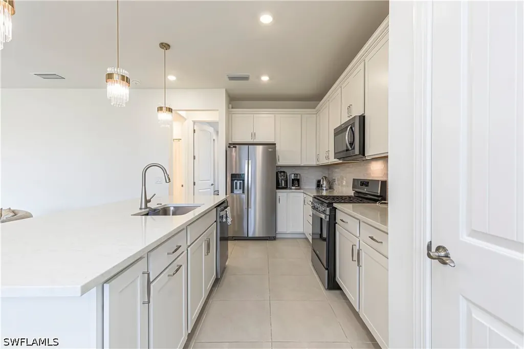 1854 Mesa Lane Naples FL 34120