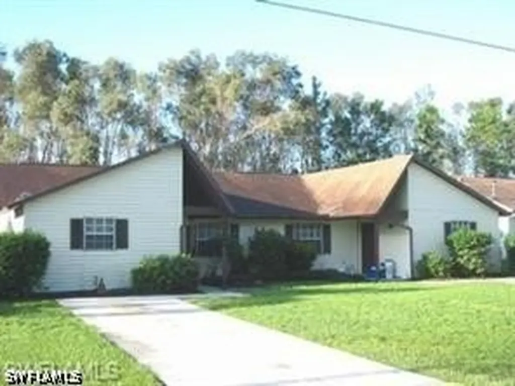 9044 Tangelo Boulevard Fort Myers FL 33967