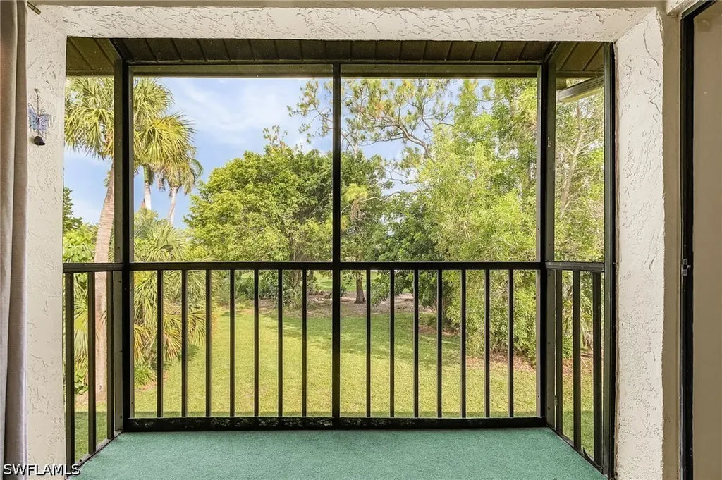 5857 Rattlesnake Hamm Road Naples FL 34113