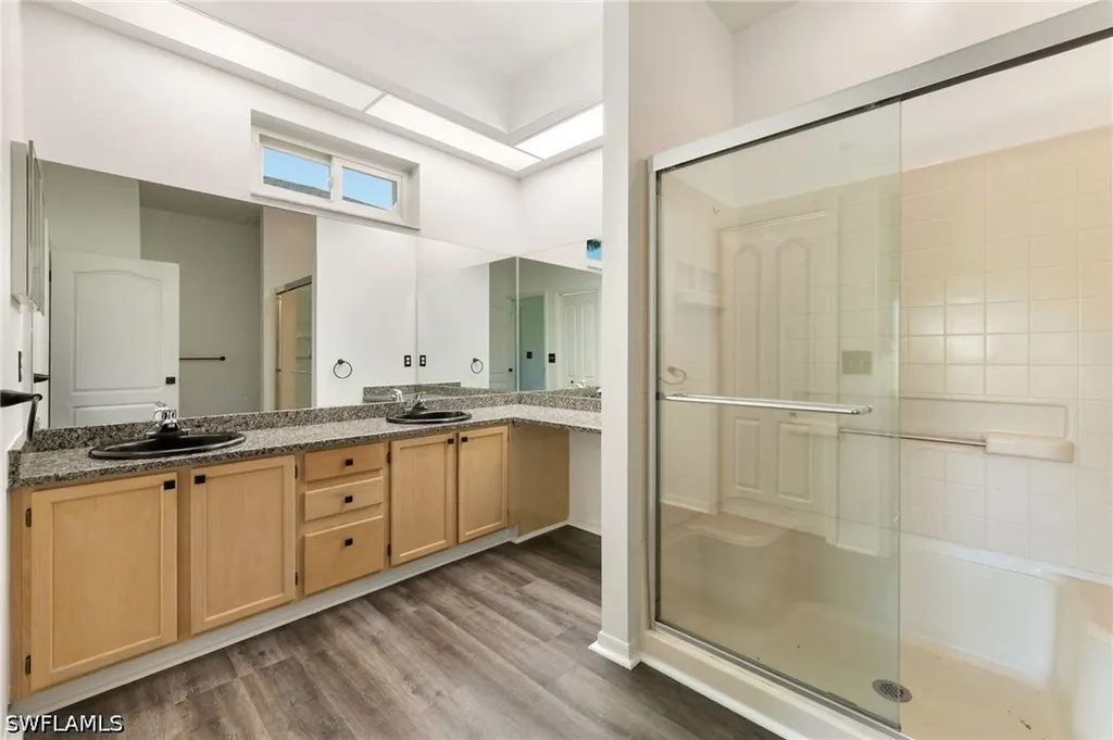223 Stanhope Circle Naples FL 34104