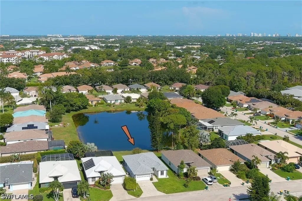 223 Stanhope Circle Naples FL 34104