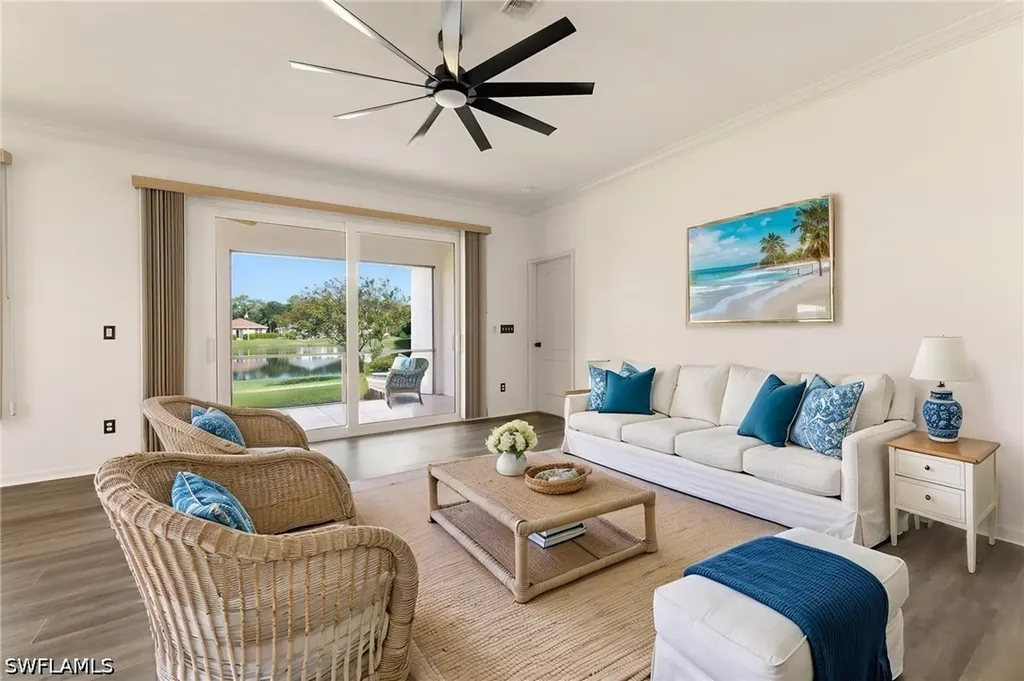 223 Stanhope Circle Naples FL 34104