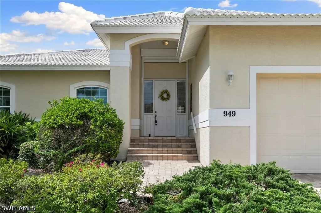 949 Spruce Avenue Marco Island FL 34145