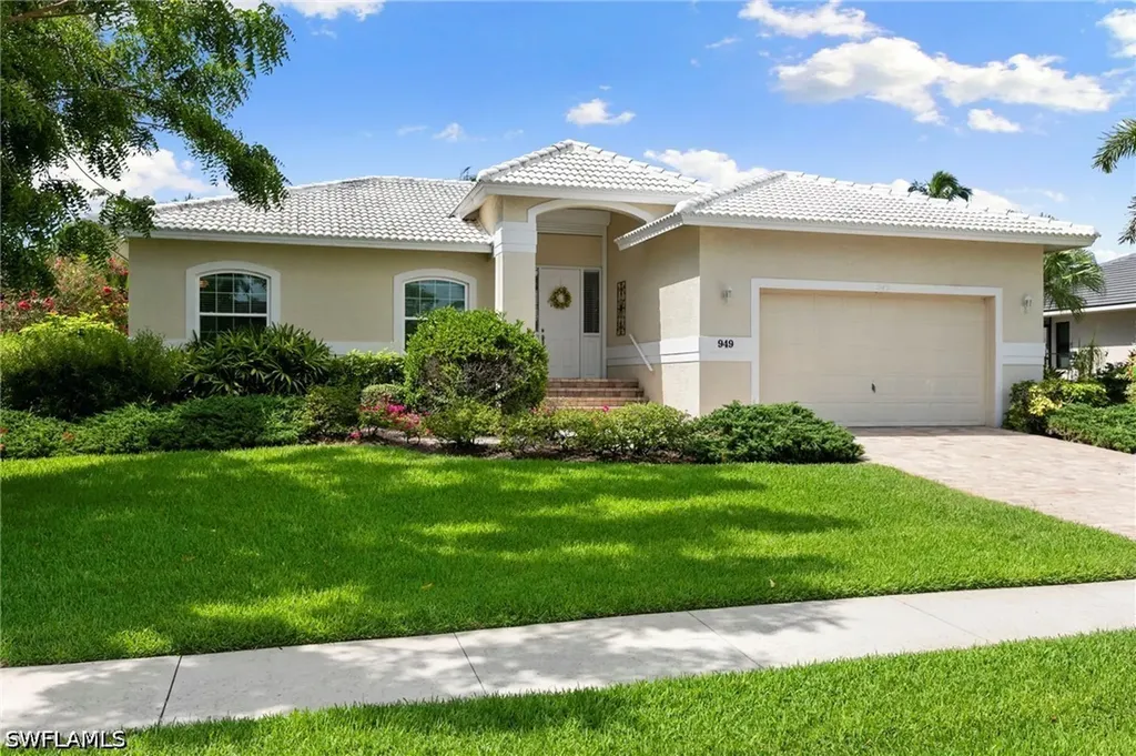 949 Spruce Avenue Marco Island FL 34145