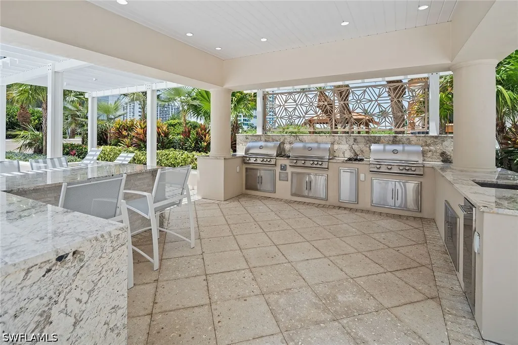 4255 Gulf Shore Boulevard N Naples FL 34103