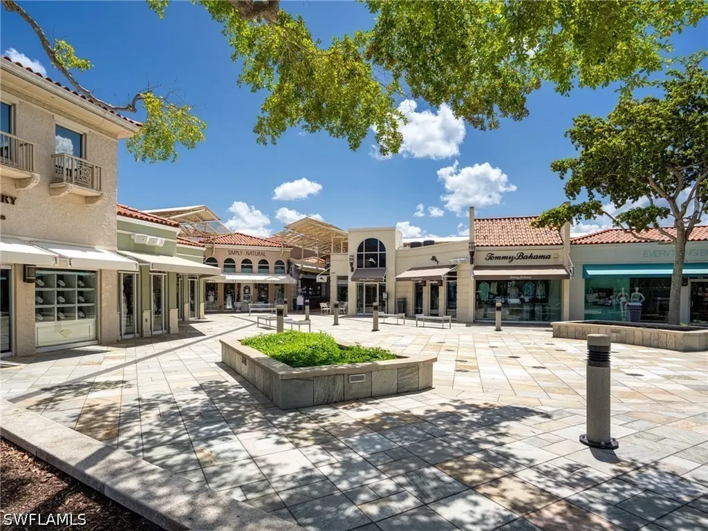 4255 Gulf Shore Boulevard N Naples FL 34103