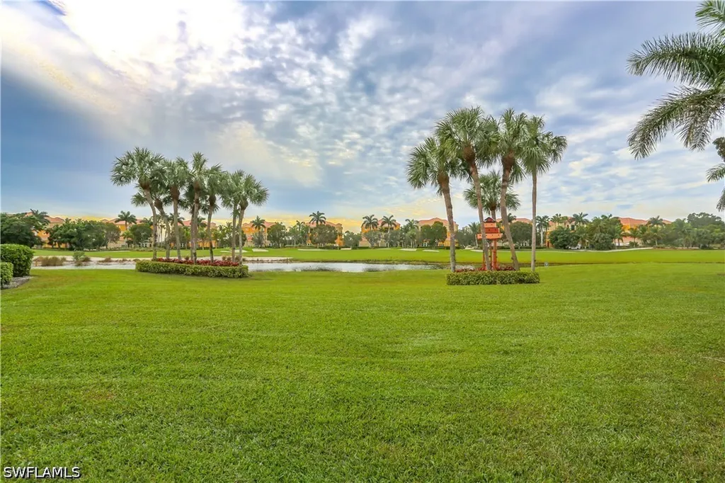 1522 Mainsail Drive Naples FL 34114
