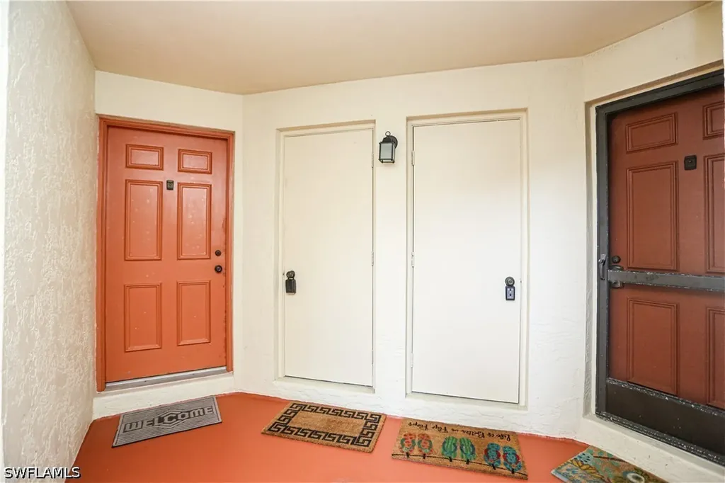 1522 Mainsail Drive Naples FL 34114
