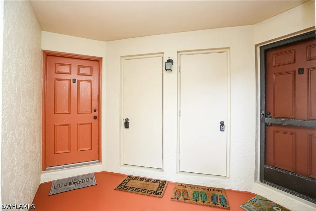 1522 Mainsail Drive Naples FL 34114