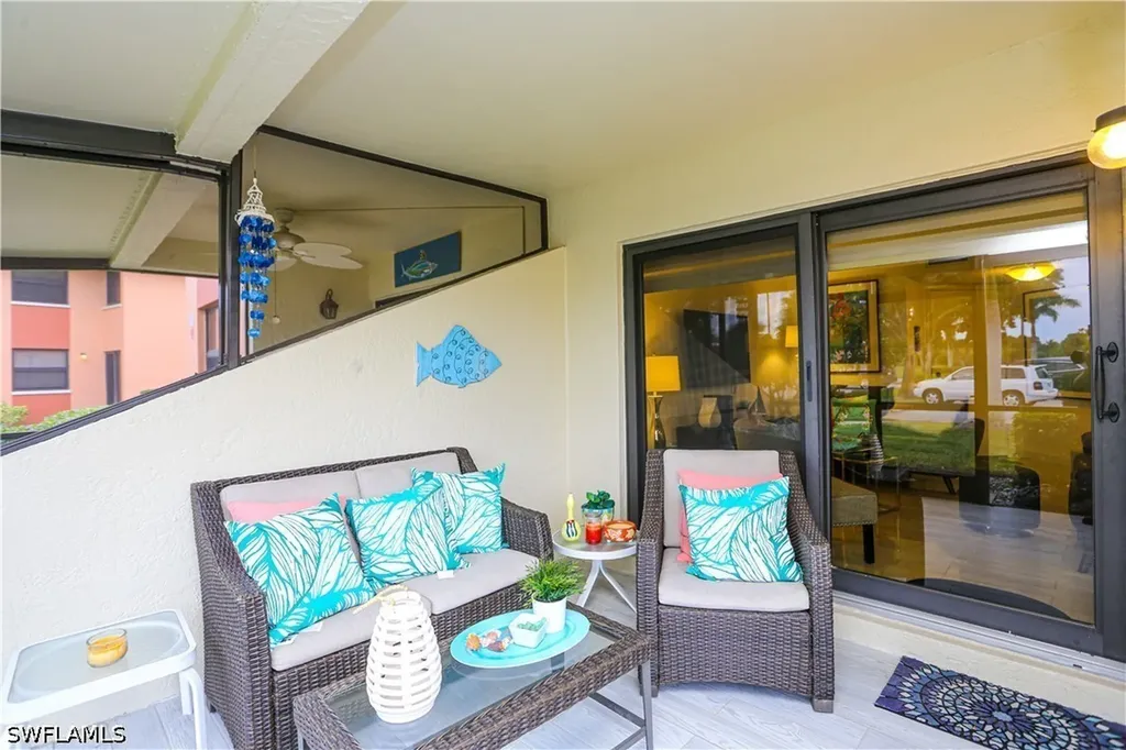 1522 Mainsail Drive Naples FL 34114