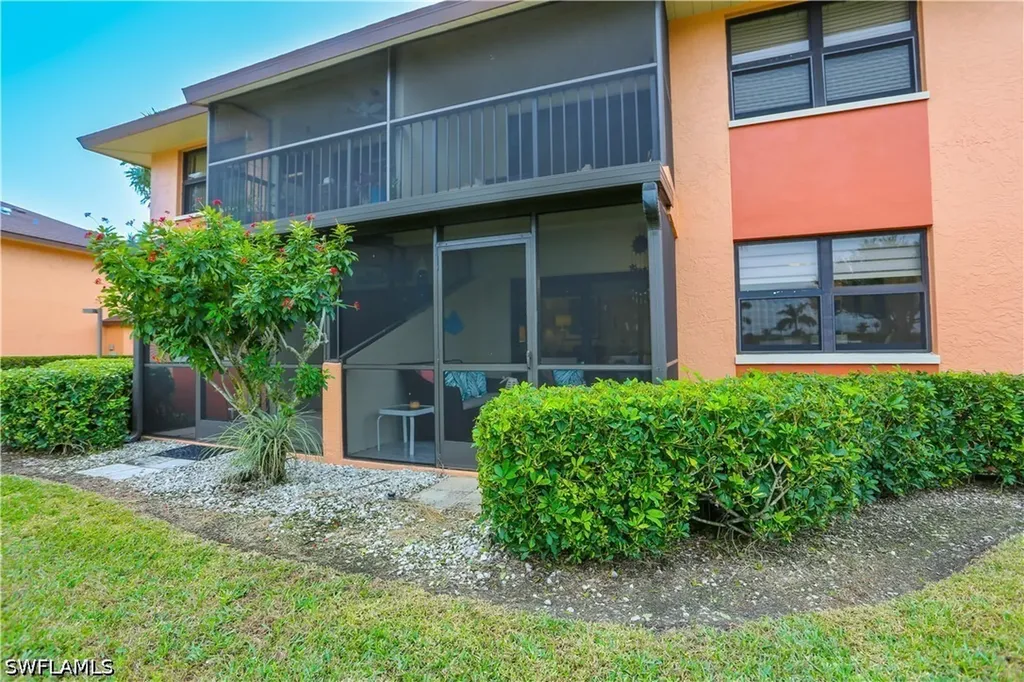 1522 Mainsail Drive Naples FL 34114