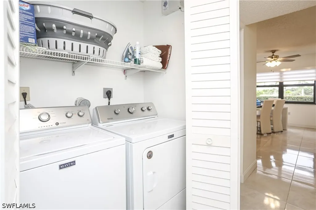 1522 Mainsail Drive Naples FL 34114