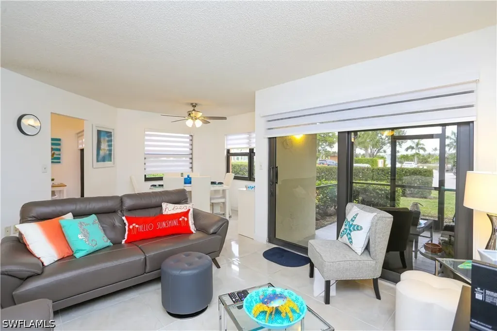1522 Mainsail Drive Naples FL 34114