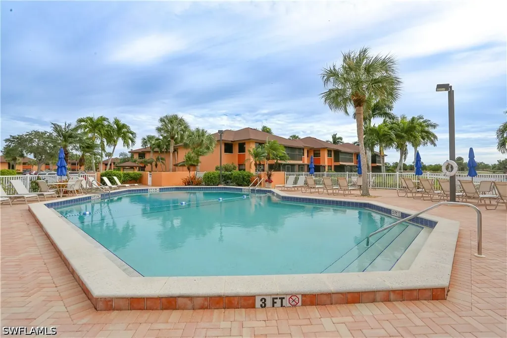 1522 Mainsail Drive Naples FL 34114
