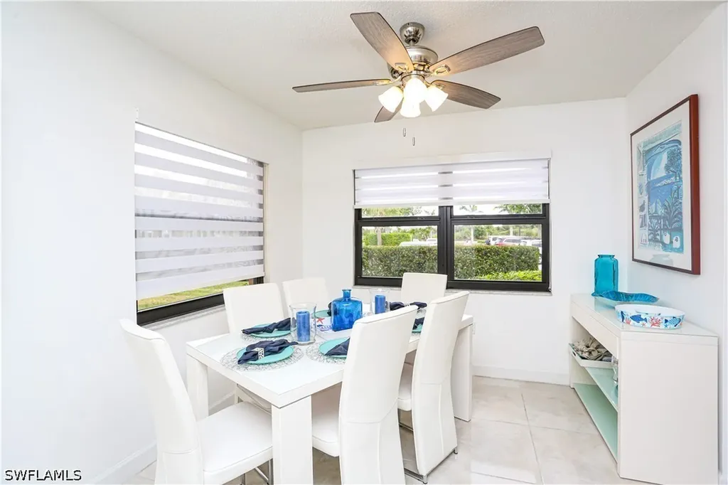 1522 Mainsail Drive Naples FL 34114