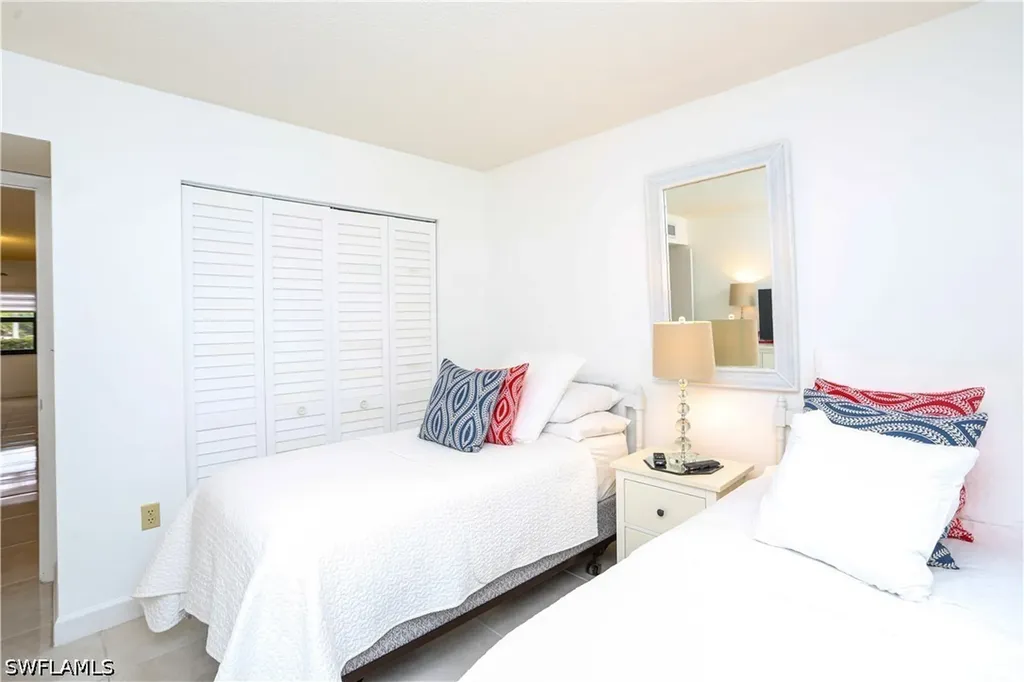 1522 Mainsail Drive Naples FL 34114