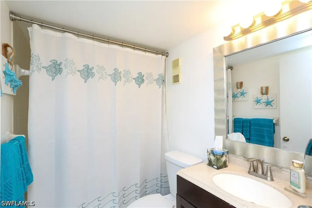 1522 Mainsail Drive Naples FL 34114