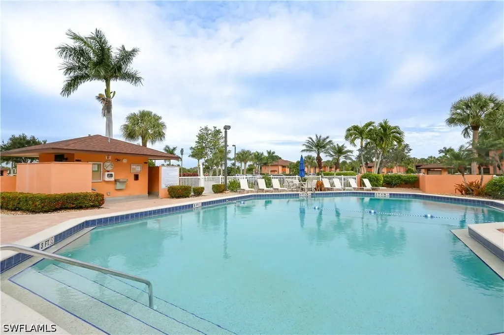 1522 Mainsail Drive Naples FL 34114