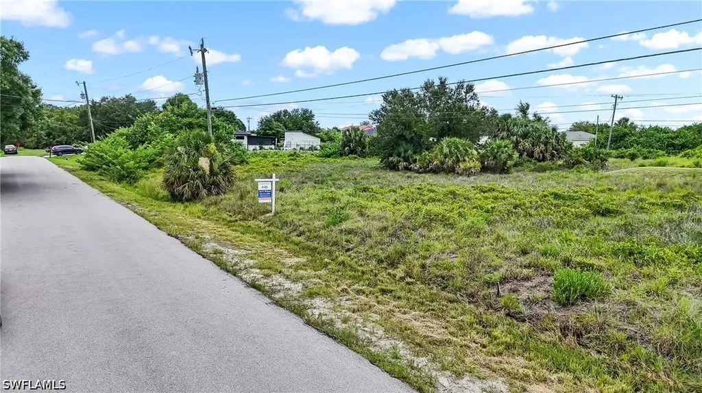 4212 9th Street SW Lehigh Acres FL 33976