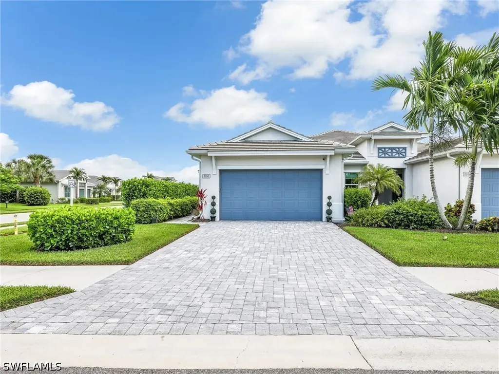 8958 Saint Lucia Drive Naples FL 34114