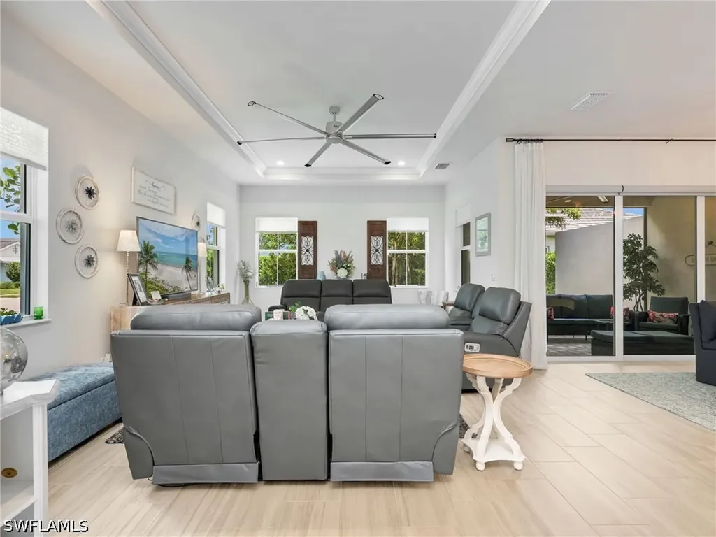 8958 Saint Lucia Drive Naples FL 34114