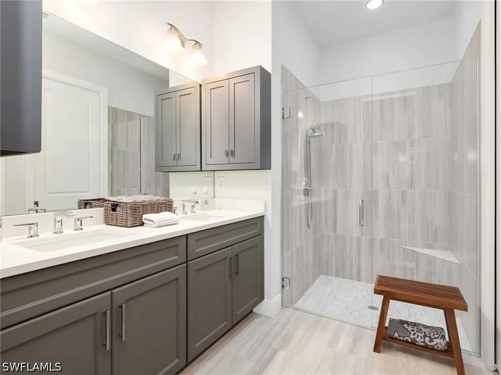 8958 Saint Lucia Drive Naples FL 34114