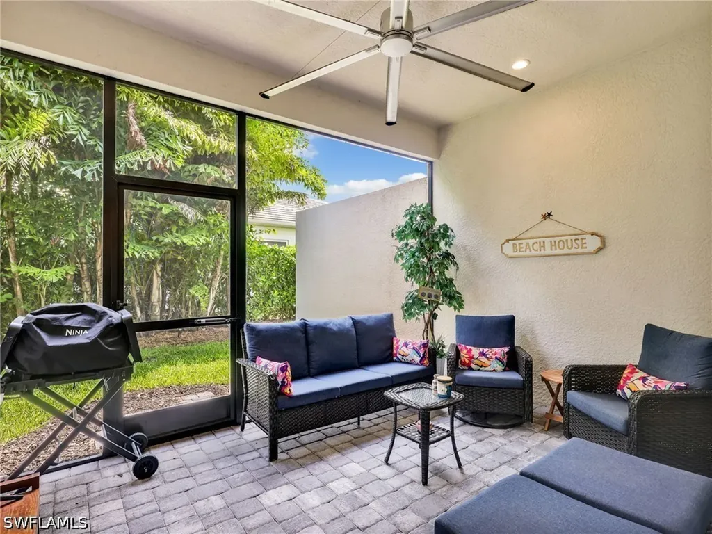 8958 Saint Lucia Drive Naples FL 34114