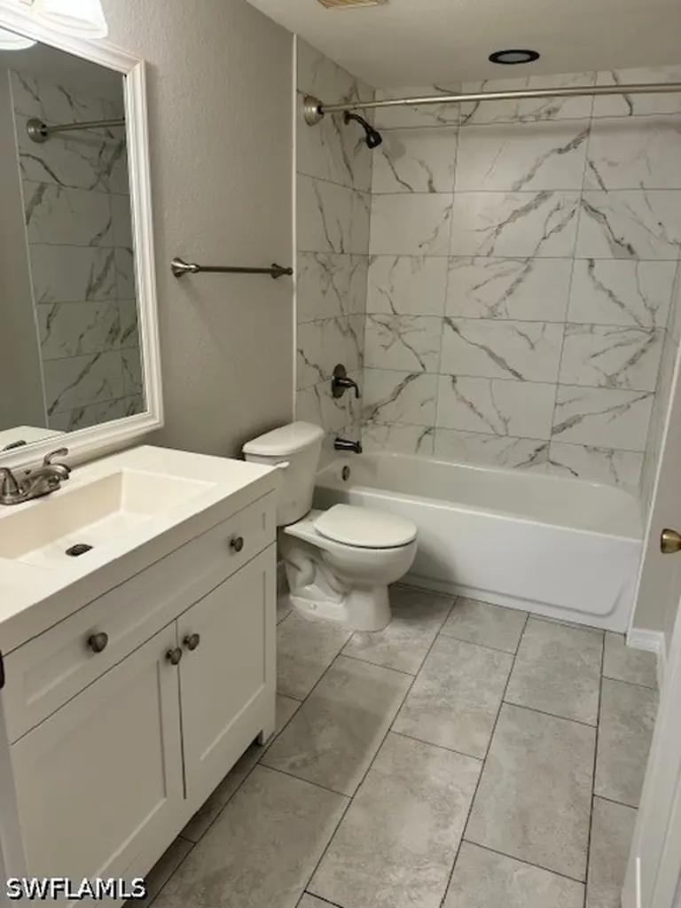 27083 Matheson Avenue Bonita Springs FL 34135