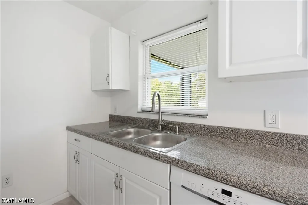 5160 31st Avenue SW Naples FL 34116