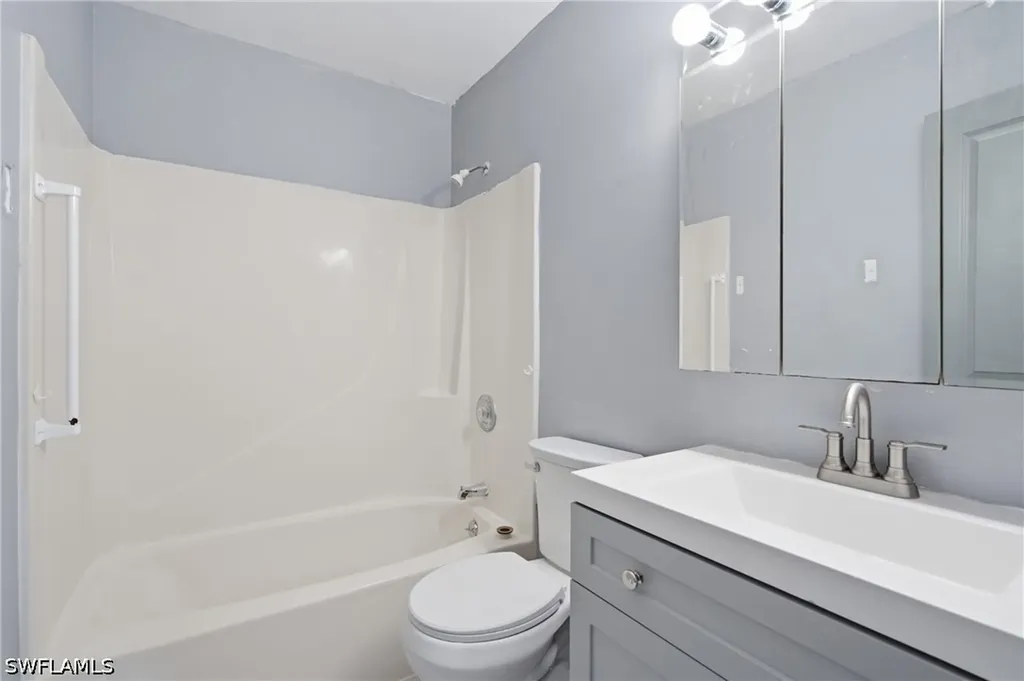 5160 31st Avenue SW Naples FL 34116