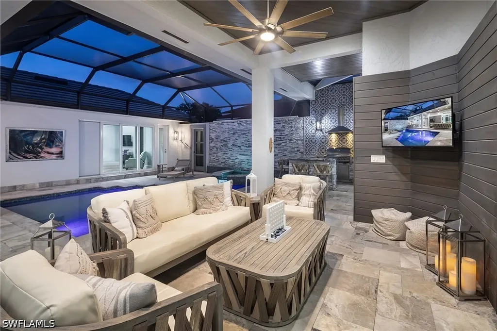 2036 Laguna Way Naples FL 34109