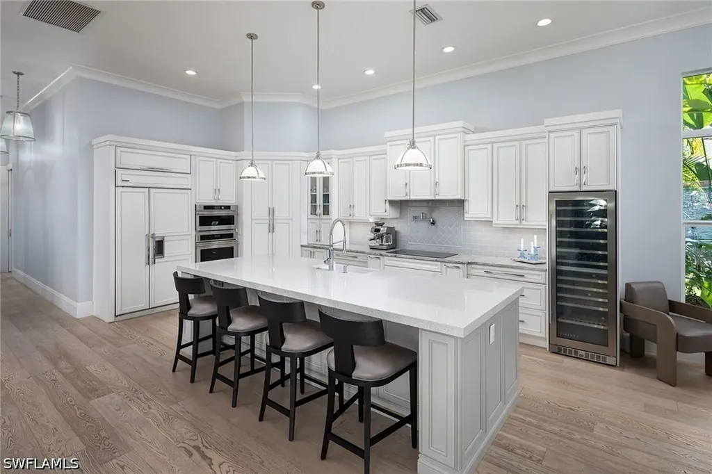 2036 Laguna Way Naples FL 34109