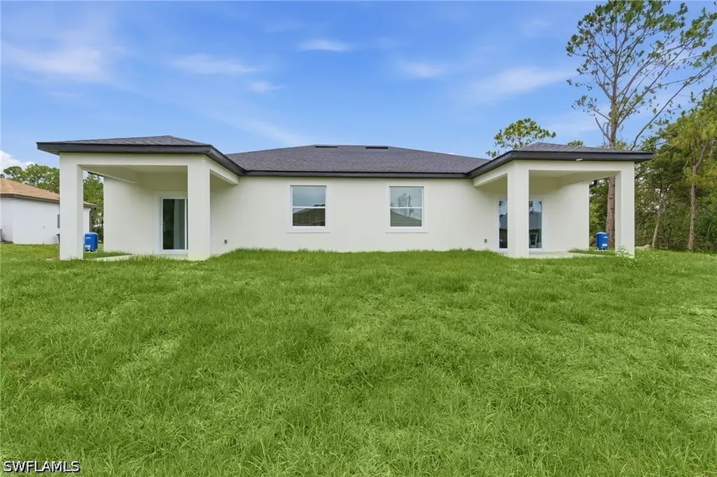 4452-4454 25th Street SW Lehigh Acres FL 33973