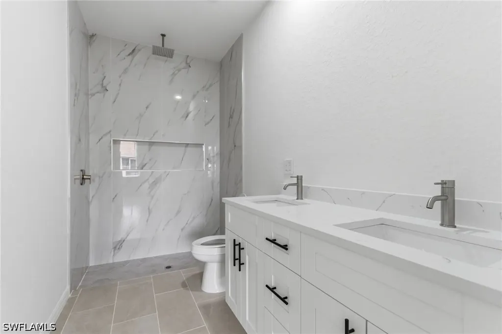 4452-4454 25th Street SW Lehigh Acres FL 33973