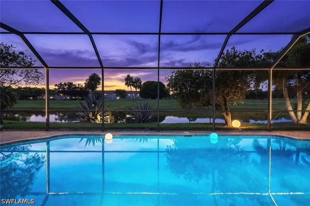 2227 Regal Way Naples FL 34110
