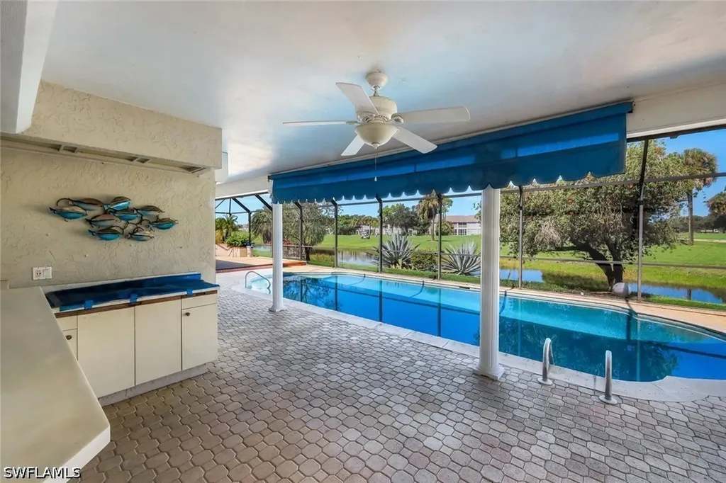 2227 Regal Way Naples FL 34110