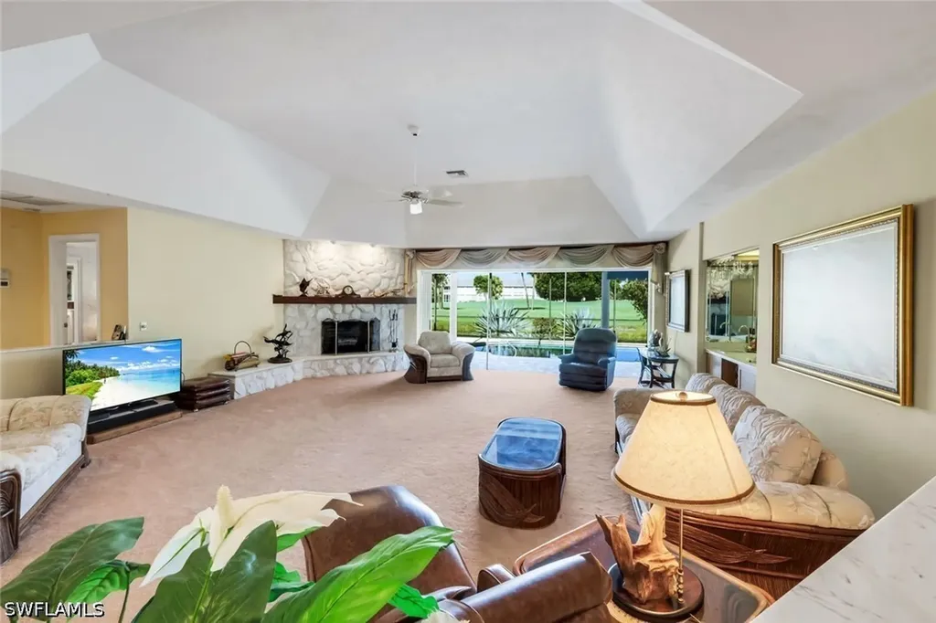 2227 Regal Way Naples FL 34110
