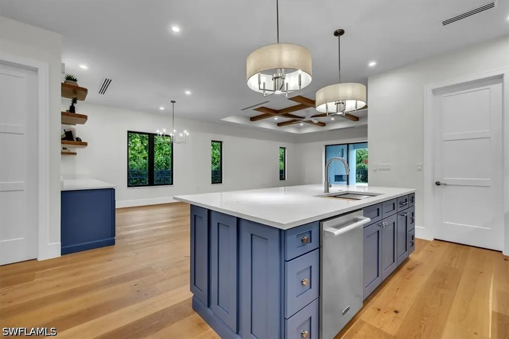 1009 29th Avenue N Naples FL 34103