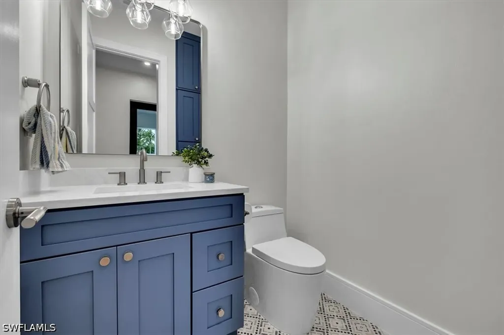 1009 29th Avenue N Naples FL 34103
