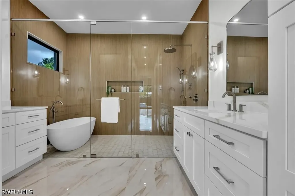 1009 29th Avenue N Naples FL 34103