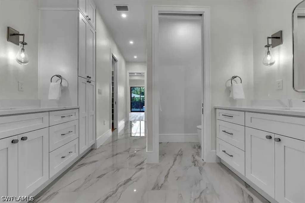1009 29th Avenue N Naples FL 34103