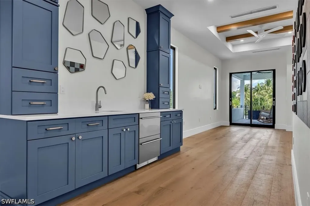 1009 29th Avenue N Naples FL 34103