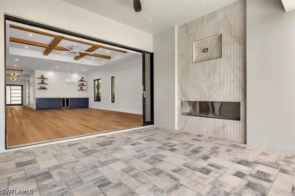 1009 29th Avenue N Naples FL 34103