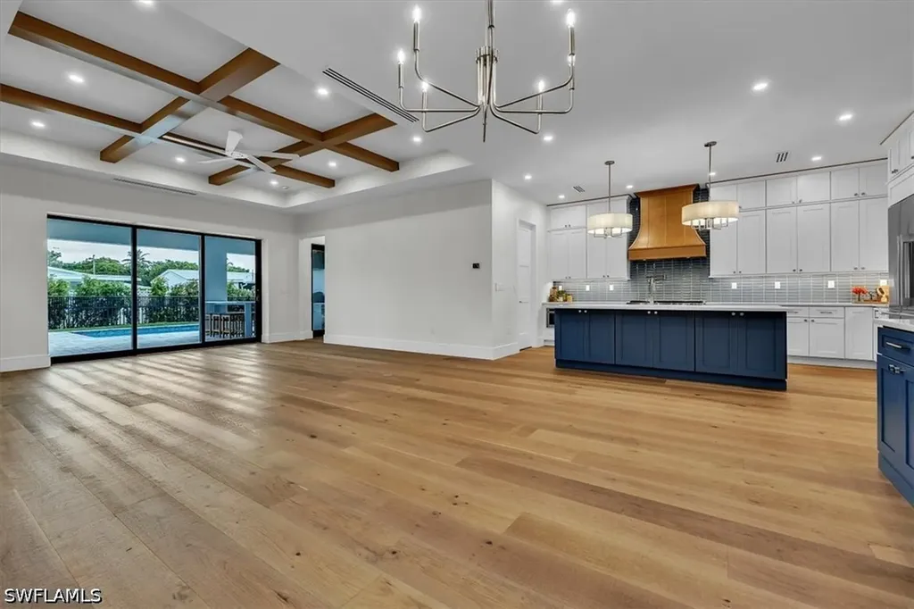 1009 29th Avenue N Naples FL 34103