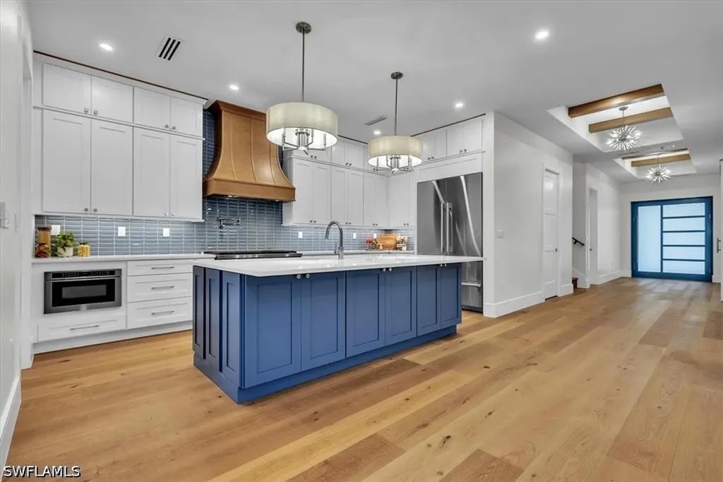 1009 29th Avenue N Naples FL 34103