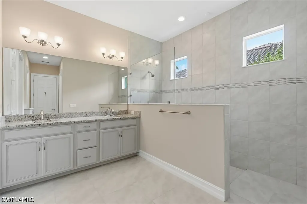10240 Avonleigh Drive Bonita Springs FL 34135