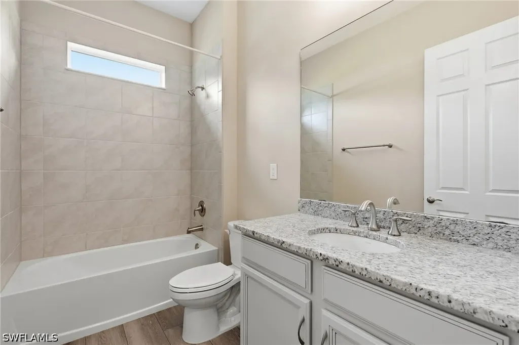10240 Avonleigh Drive Bonita Springs FL 34135