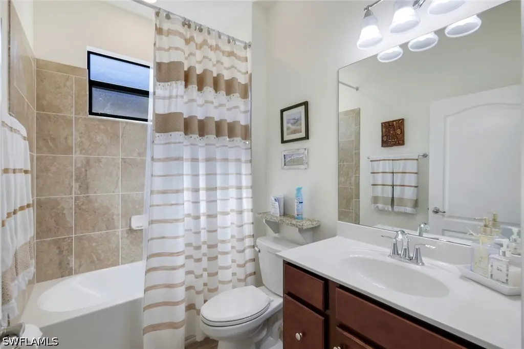9250 Shadow Oak Lane Naples FL 34120