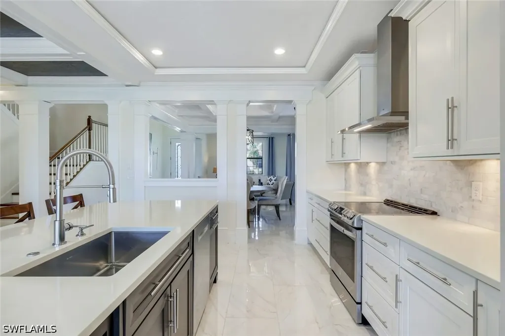 9250 Shadow Oak Lane Naples FL 34120